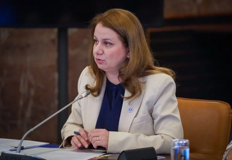 Ministrul Educației merge în județul Galați în școlile afectate de inundații