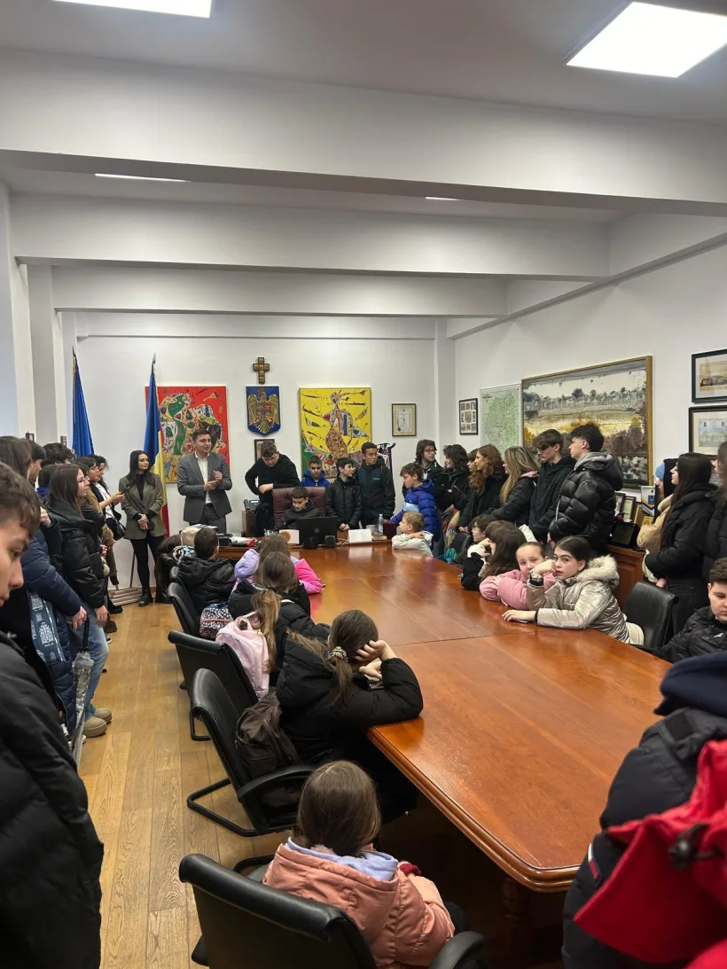 33 de ani de activitate în slujba comunității!