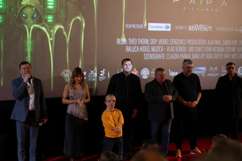 Premiera filmului „Vasile şi naveta spaţială”la Zalău, cu..deputat liberal