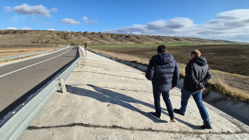 DJ 242, refăcut după inundațiile din 2024. Drumul și podul din zona „litera M”, puse în siguranță
