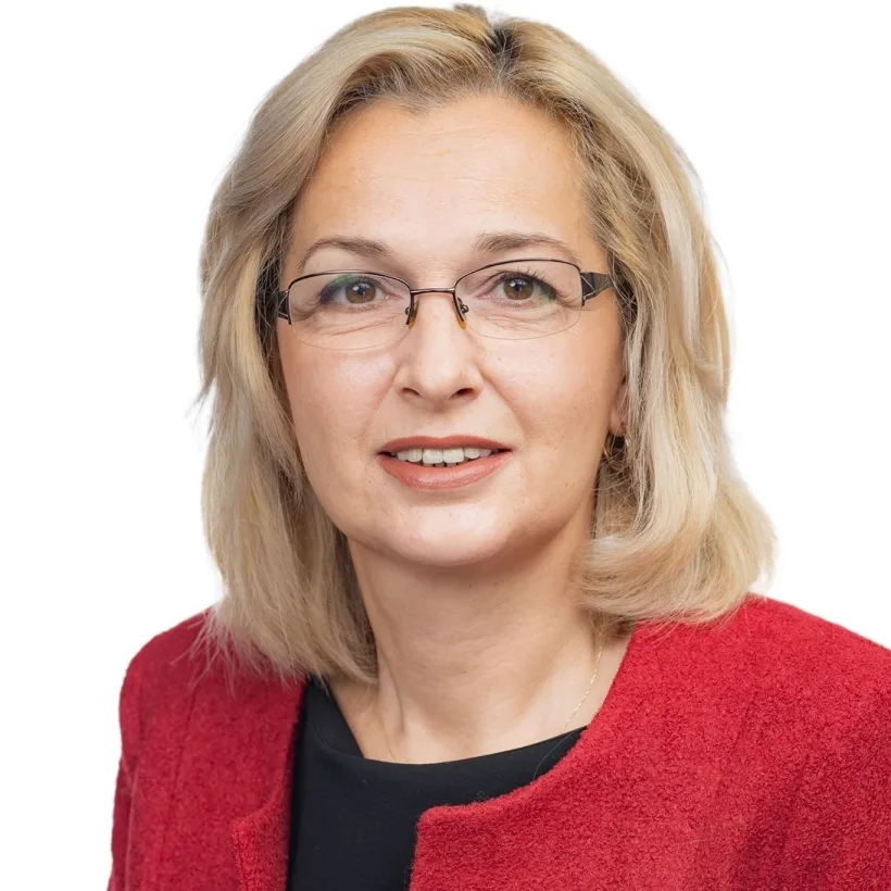 Senatorul Laura Georgescu îi critică pe liberali: Congresul PNL blochează România