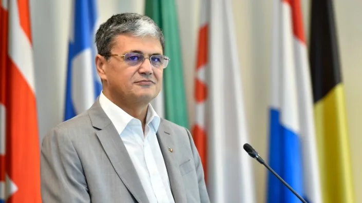 Împrumut de peste 800 de milioane de lei făcut de Ministerul Finanţelor