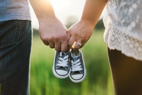 Hotărâre de guvern pentru alocarea unui ajutor pentru cuplurile infertile care doresc să aibă copii