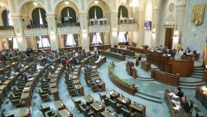 Măsură de echitate în sistemul public: Senatul renunță la indemnizația de final de mandat pentru judecătorii CCR