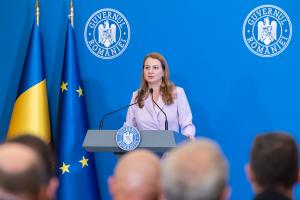 Ministrul Educației: În octombrie se vor acorda prima de carieră didactică și prima de carieră profesională