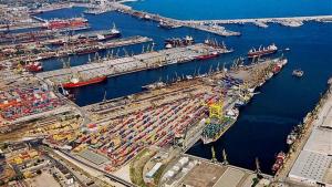 Garda de Coastă a confiscat peste 7.500 de perechi de încălțăminte