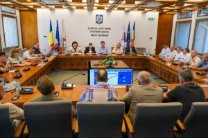 Investiții în infrastructura medicală, rutieră și cultură, la Satu Mare