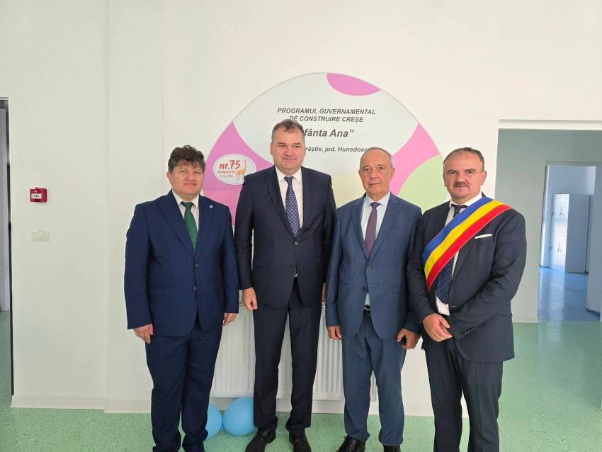 Inaugurarea cea de-a 75-a creșă, în Hunedoara, realizată la nivel național