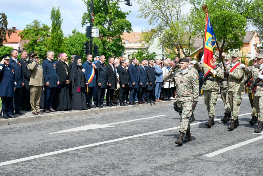 Mircea Mălan:La mulți ani, dragi orădeni, dragi bihoreni!