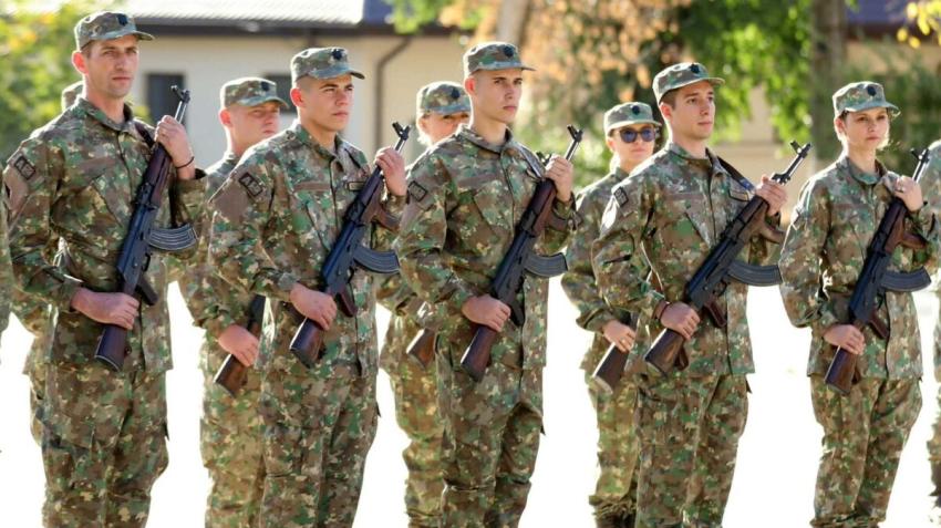 Cugir, pe harta marilor producători de armament: România va fabrica „cea mai modernă armă de asalt din lume”, anunță Miruță