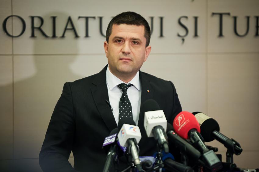 Miruță: Drona de la Galați nu a putut fi doborâtă fără riscuri majore pentru populație