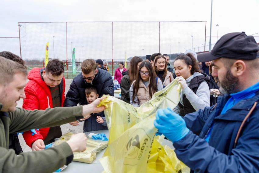 Comunitatea Ilfov a dat start curățeniei de primăvara la Maratonul de Reciclare organizat în Snagov