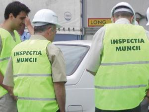 Amenzi de peste 316.000 de lei date de inspectorii de muncă din Galați, în 2021