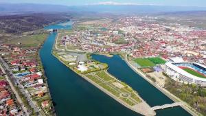 O zonă publică din Tg. Jiu, obiect de dispută politică în municipiu