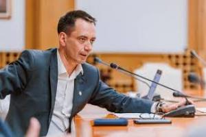 „Ciucă inventează conspirații”