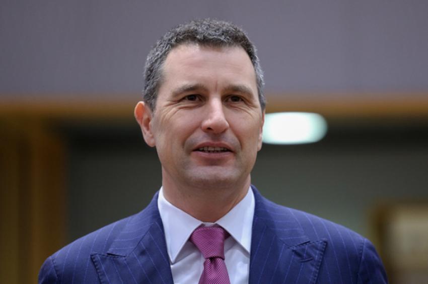 Vicepremierul Tanczos Barna: „Cu mare probabilitate, moțiunea de cenzură va trece”