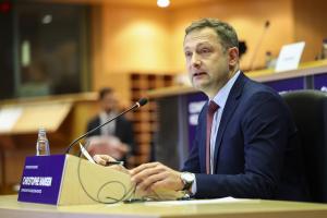 Comisarul Christophe Hansen vizitează România: fonduri europene suplimentare pentru fermierii loviți de condițiile meteo extreme