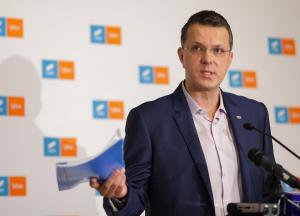 USR cere RA-APPS să publice lista persoanelor care stau în vilele instituției