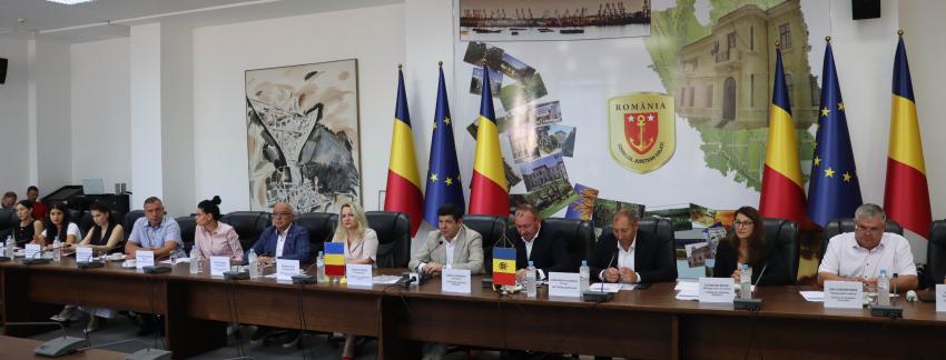 A fost lansat proiectul „Sănătatea fără frontiere”, o inițiativă a Consiliului Județean Galați, a Raionului Hîncești și a Spitalului din Tg. Bujor
