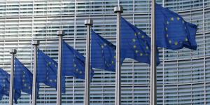Comisia Europeană majorează finanțarea pentru 2026 și ridică ținta de emisiuni la 180 de miliarde de euro