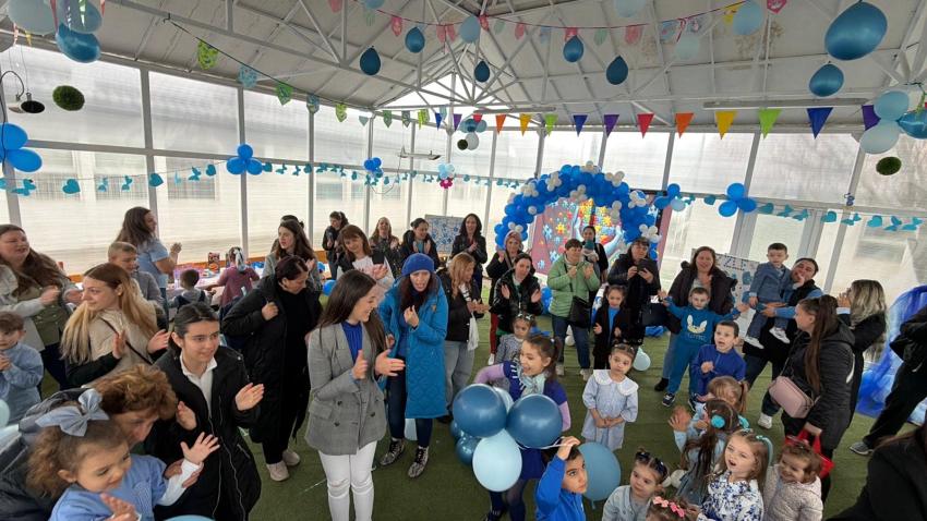 Dincolo de diferențe: copiii cu autism, în centrul unor evenimente speciale