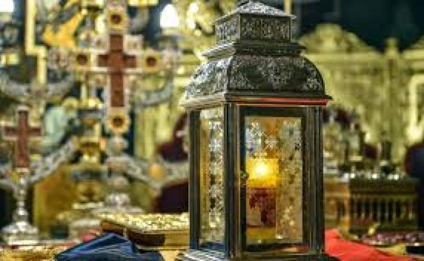 Sfânta Lumină va ajunge în România cu o cursă specială, anunță Patriarhia Română