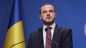 Alexandru Rogobete: Am activat celula de criză înainte de aterizarea avionului depresurizat la Otopeni