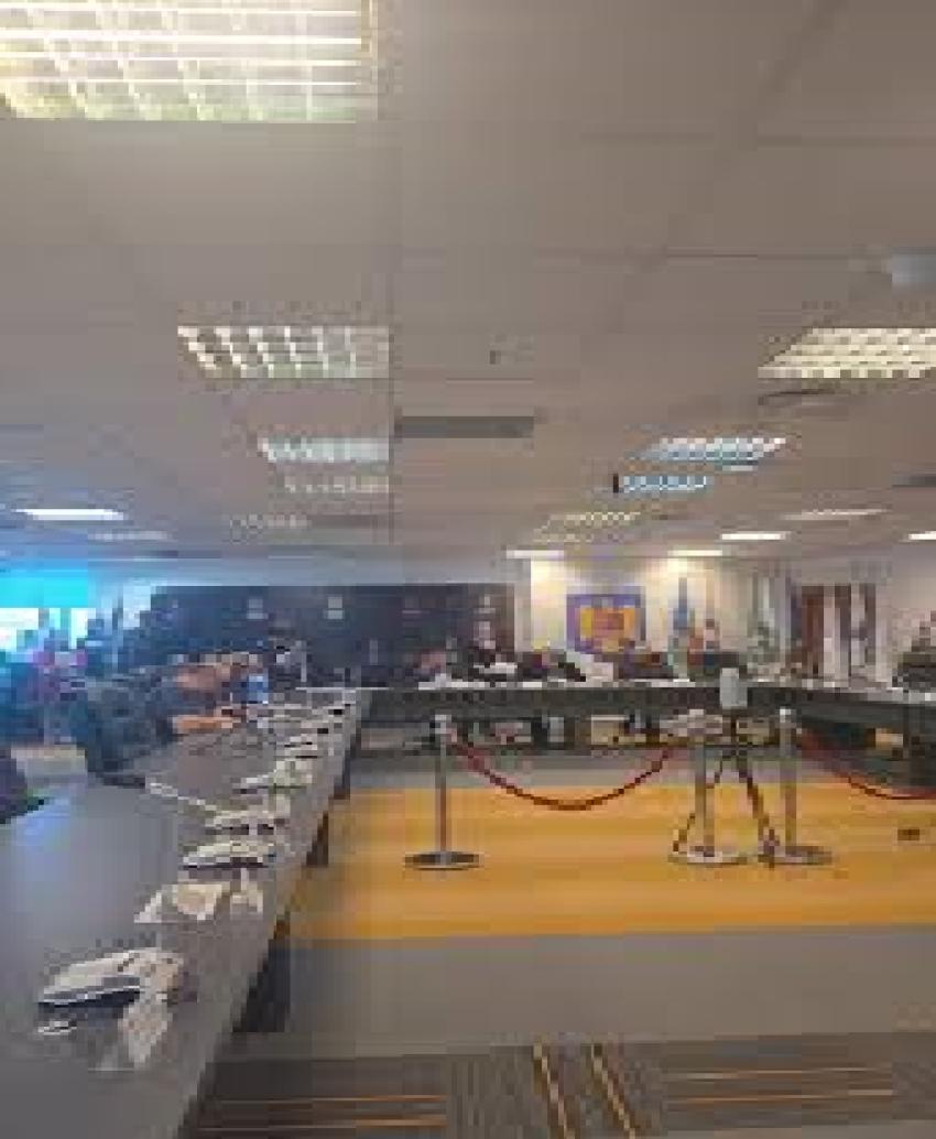 Peste 200 de posturi vor fi desființate din Primăria Ploiești