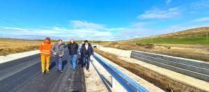 Lucrările de refacere a DJ 251G din zona Valea Mărului au fost finalizate