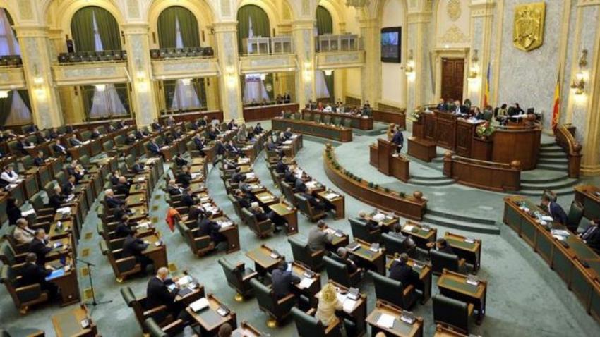 Senatul României adoptă creșterea vârstei minime pentru jocuri de noroc la 21 de ani